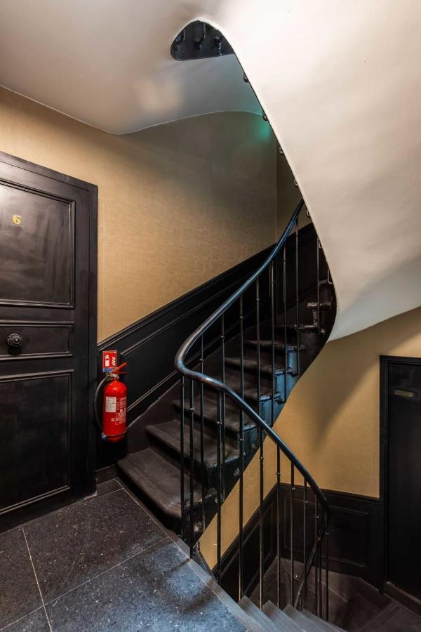 Cosy Bedroom - Tour Eiffel Champs De Mars 5A Παρίσι Εξωτερικό φωτογραφία
